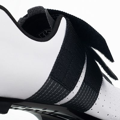 Превью  Велотуфли шоссейные FIZIK Tempo Powerstrap R5 White/Black